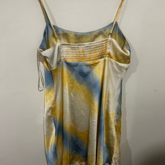 Zara dress - Picture 2 of 2